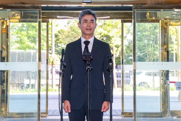 국방일보 - BEMIL 군사세계 강신철 국방부 장관 후보자 첫 출근 “전작권 전환, 한미동맹 강화 방향으로”