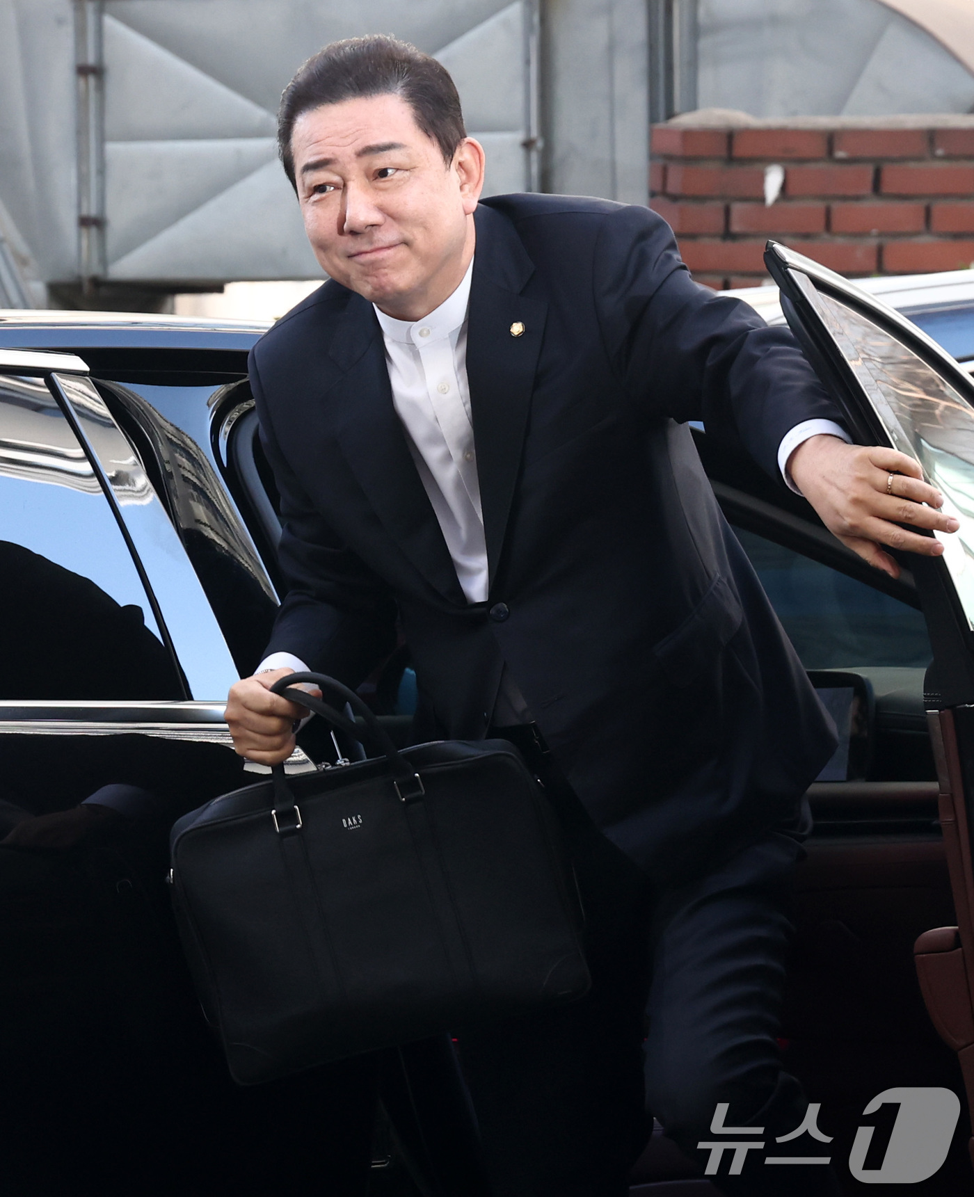 '13가지 의혹' 김병기 의원 경찰조사 출석