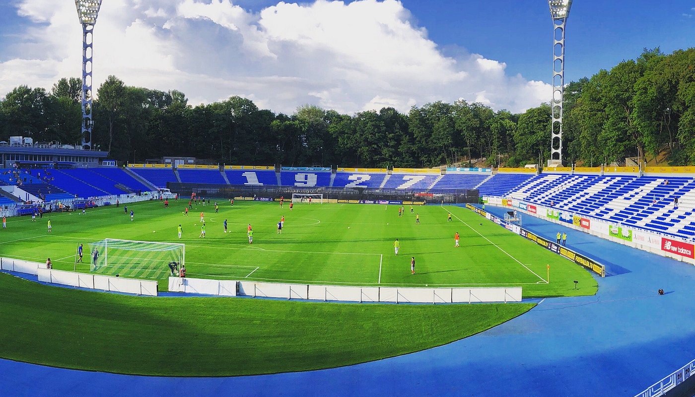 Elche Hosts Real Sociedad in LaLiga Clash