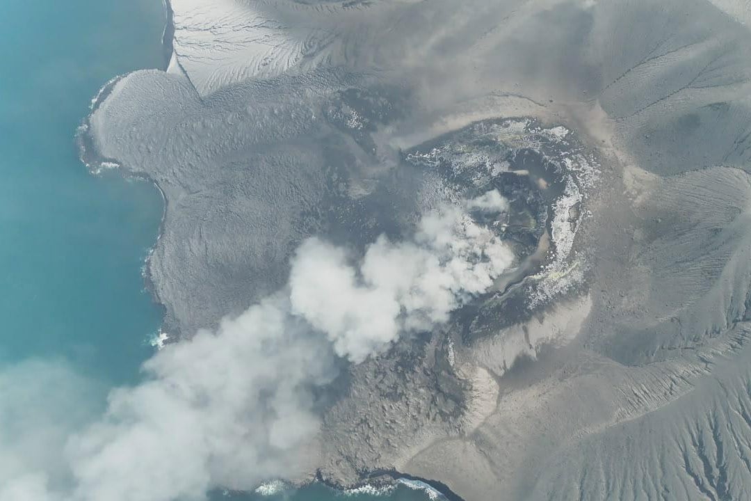 Anak Krakatau Eruption Disrupts Air Travel in Jakarta