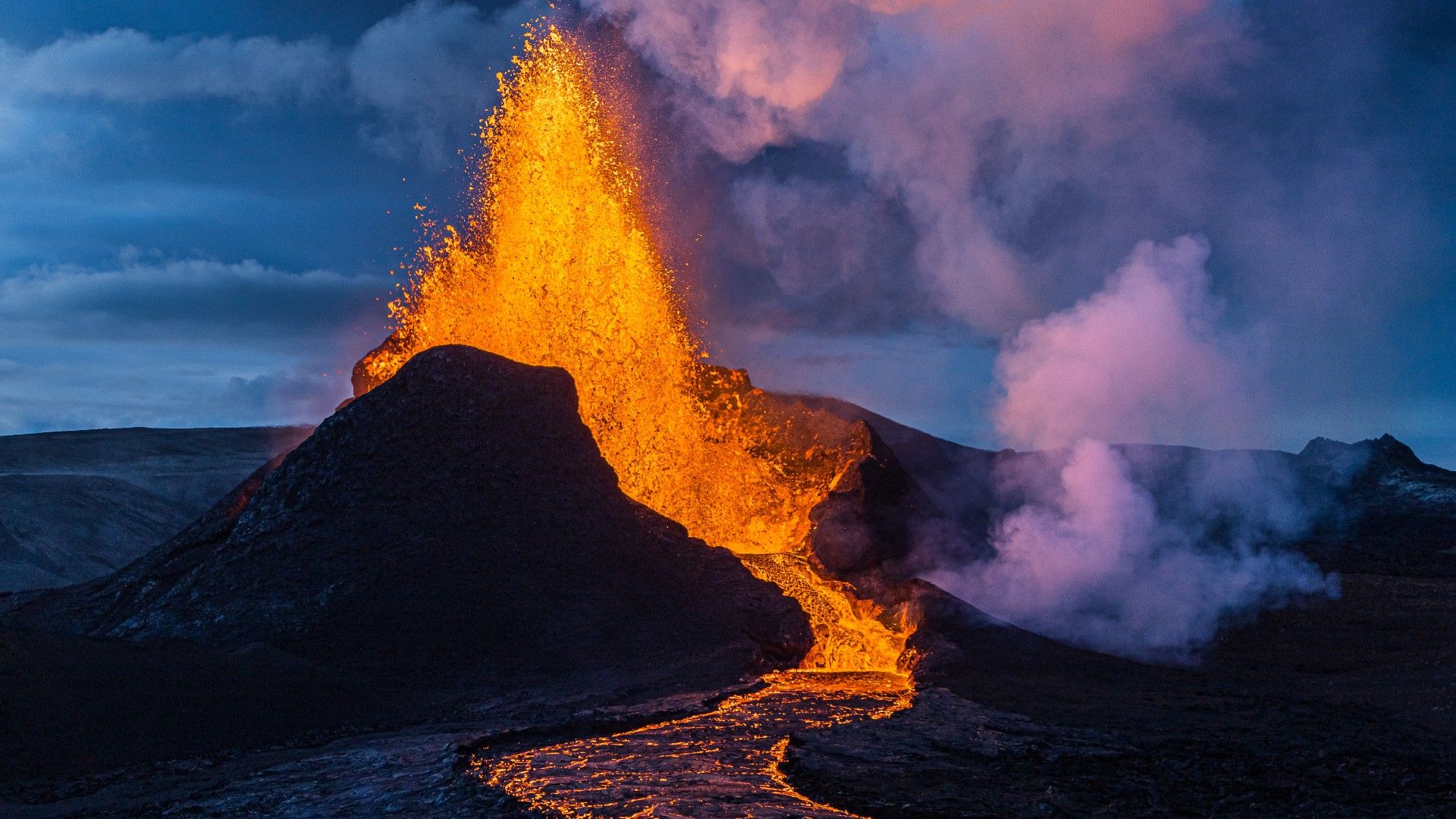 Krakatoa's Location: A Volcanic Wonder in the Sunda Strait