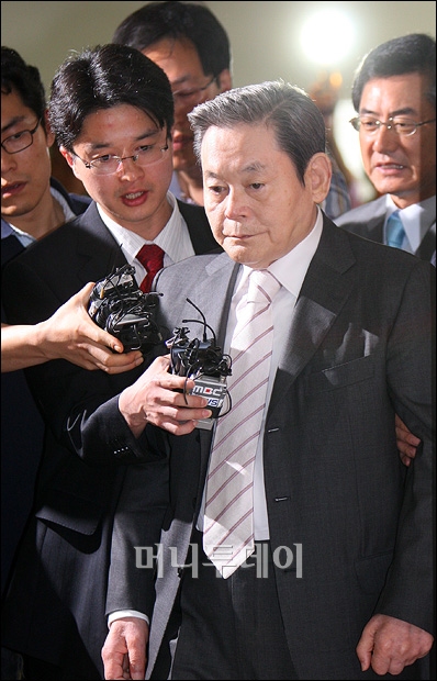 [사진]"회장님 한 말씀만"