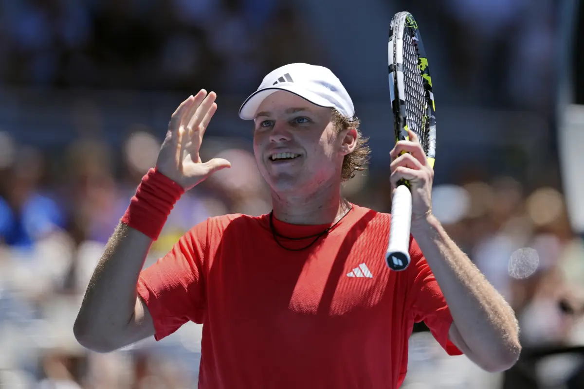 Alex Michelsen Faces Frances Tiafoe in U.S. Open Quarterfinals