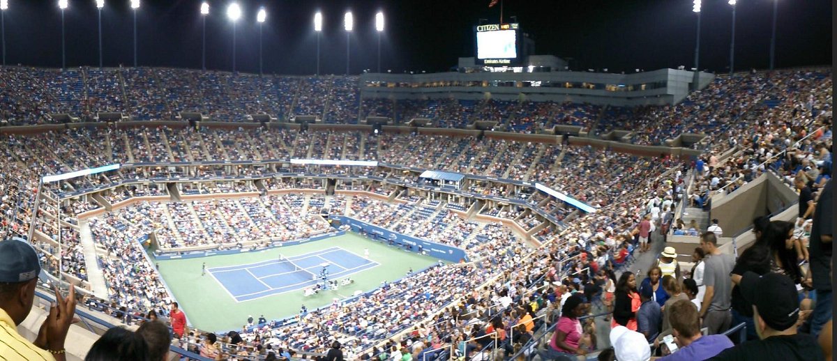 Fans Report Strong Sewage Smell at Flushing Tennis Center