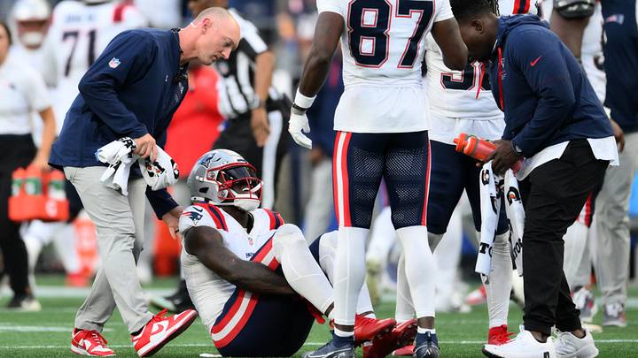 AJ Brown’s Ankle Injury Halts His Seattle Opener