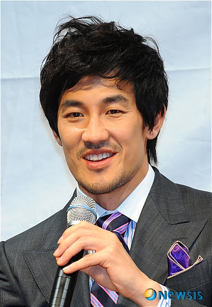 배우 한정수 "알고보면 부드러운 남자예요"