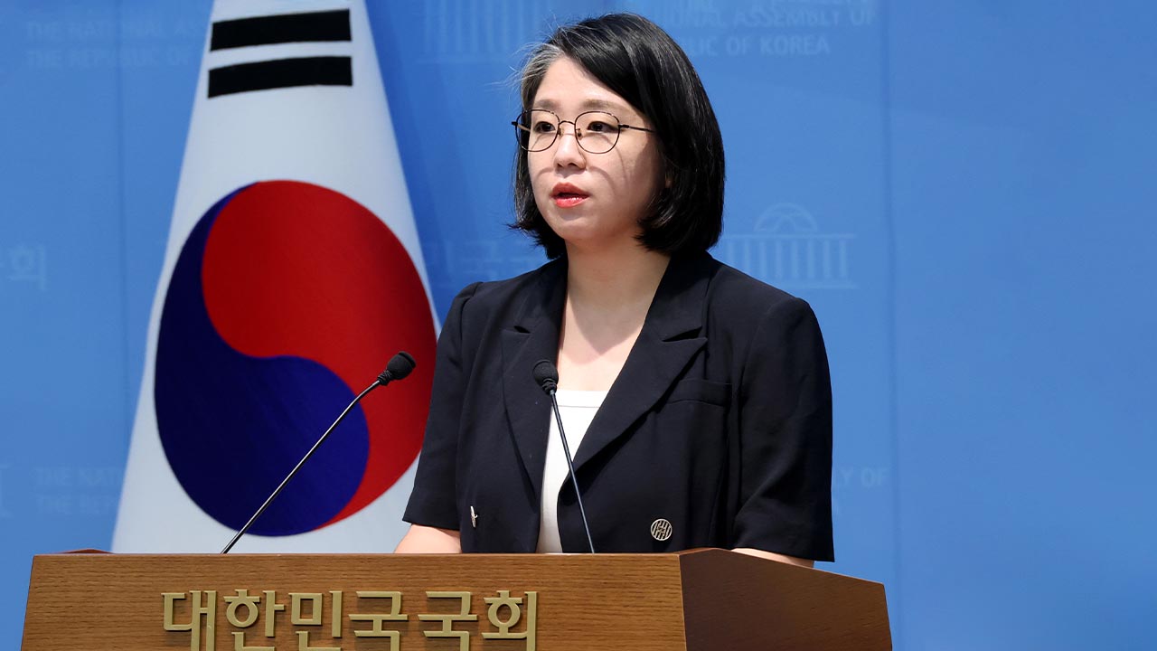용혜인 성평등부 장관 후보자 14일 만에 자진사퇴‥"여당서 결단 의사 전달받아"