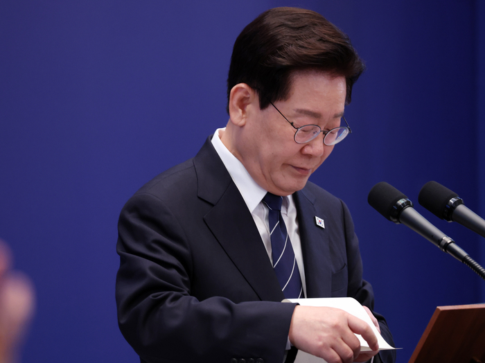 이재명 대통령이 지난 18일 청와대 영빈관에서 기자회견을 하고 있다. [연합뉴스]
