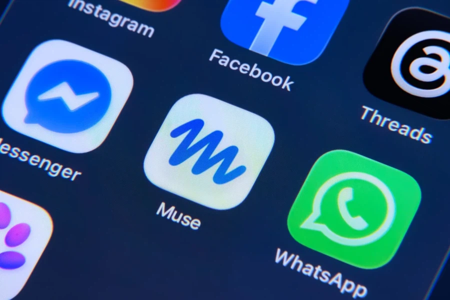 Meta apps, Instagram, Facebook, Threads, Messenger, Muse, WhatsApp and Meta AI, on a smartphone screen..webp